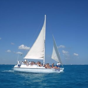 Isla Mujeres Catamaran Pleasure Tour