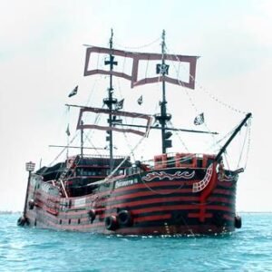 Capitan Hook Tour Dinner - Open Bar & Show