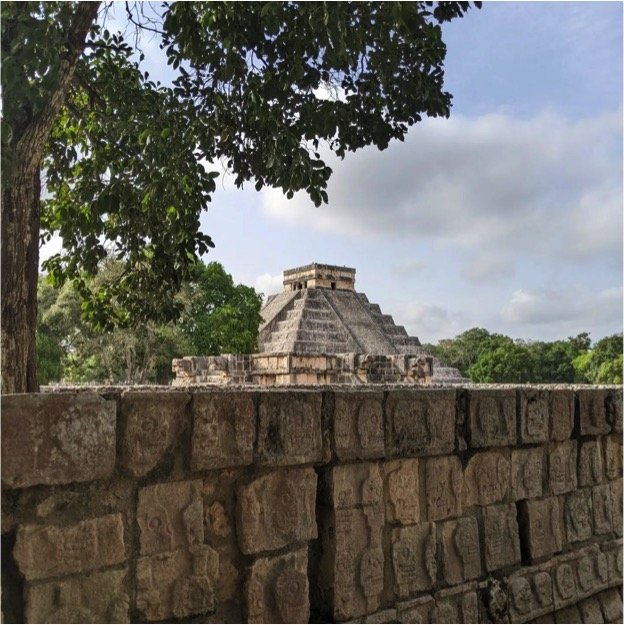 Chichen Itza - Valladolid - Cenote DeLuxe Cancun Tour - Imagen 6